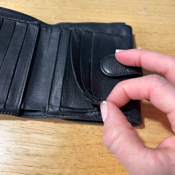 Authentic Womens Chanel Caviar Black Interlocked CC Bi-Fold Wallet - Picture 12 of 12